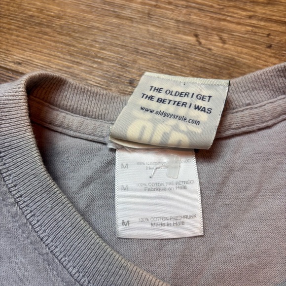 Old Guys Rule Built To Last Las Vegas Quirky T Shirt Size Medium - Picture 4 of 7